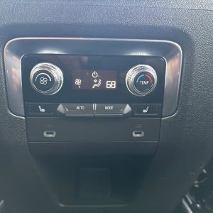 3e659ab982e844d4830c0d78ad92e9a5