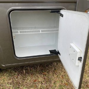 6027151e4b5969173c6820b1