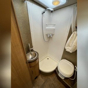 6233a838d8d25c4f8224eaec