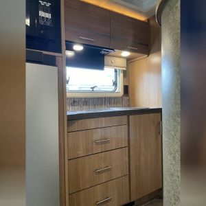 6233a84e6da58b1b77221153