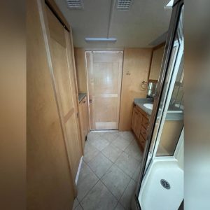 62b4a233f9aa4d17791019b7