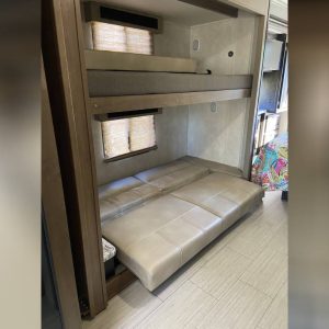 633cf2191450447913030399