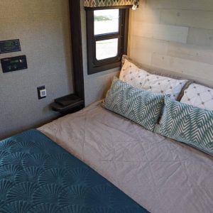 634f1f2b25d4eb7d75106243