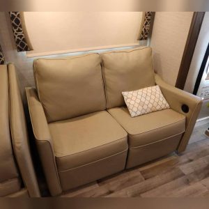 6350e5386c94c257e622859b