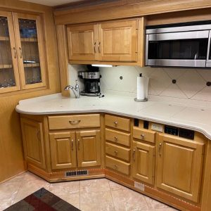 63558970babe2f18e51b7419