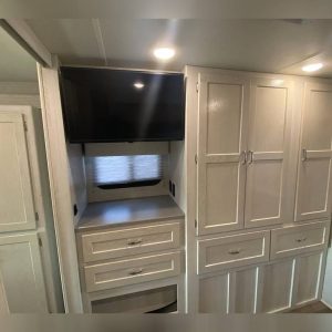 63885652869c397c5e1c8a64