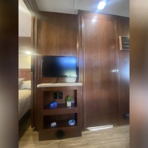 639022310ef8c054516c715d