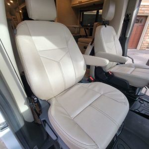 63e11950a2645809170a3dcb