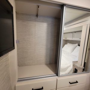 63e1195570d5db44083cbfa7