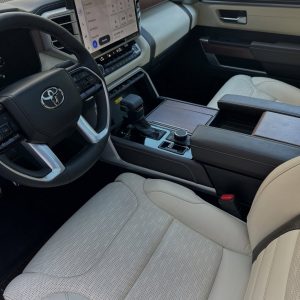 7e659f1451a54a36bab031f561f6113e