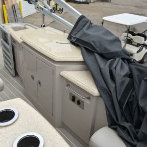 8410867_0_060820221959_35