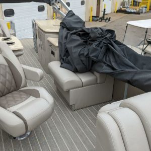 8410867_0_060820221959_43