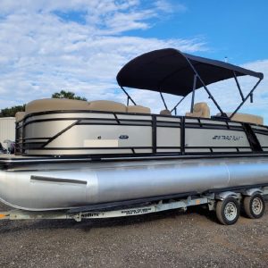 8513153_20220924161815298_1_XLARGE