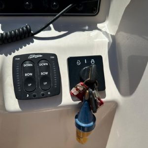 8517825_20220928134418635_1_XLARGE