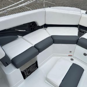 8622672_20221220175102202_1_XLARGE