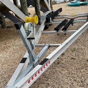 8654417_20230112220325035_1_XLARGE