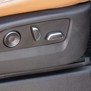 KDqBRDQE-dU-mW5UdVr-