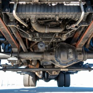 r4oladzL-2E4IU-ymv3G