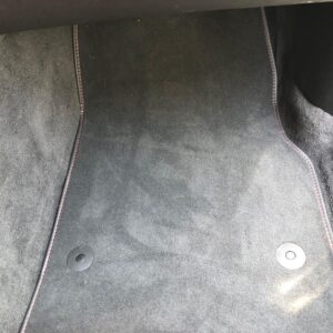 rj5LwOZX-CfJDy4O_UvR