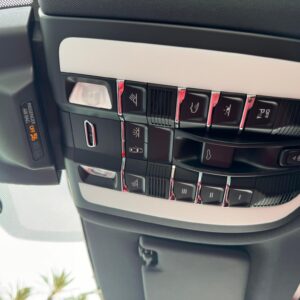 rwZy2vJZ-n4FTd-8JIo3